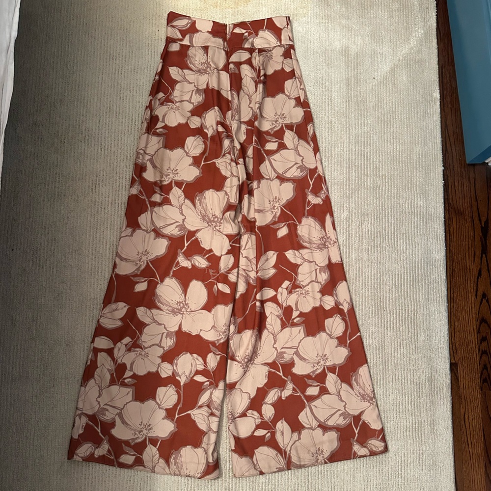 Alexis Floral Patterned Flowy Wide Leg Pants - Picture 4 of 4